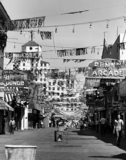 Tacky: LONGBEACH AMUSEMENTS