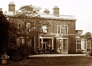 Longford: Longford Hall, Stretford