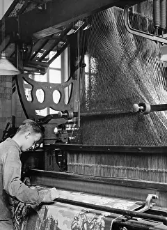 Apprentice: Loom for tapestries, 1931