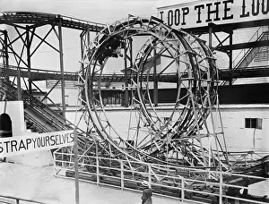 Coaster: Loop the Loop was a dual-tracked steel roller