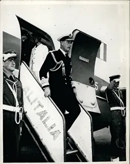 Ciampino: Lord and Lady Mountbatten arrive in Rome