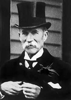 Lansdowne: Lord Lansdowne Member of the British Coalition