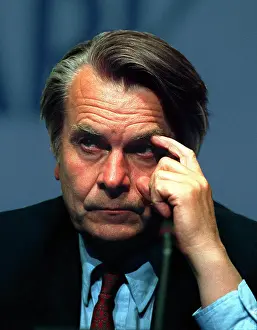 Negotiator: Lord Owen