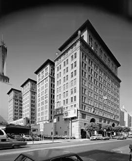 Sout: Los Angeles, Subway Terminal Building, The ?