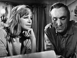 Head On Hands: The Lost Continent (1968)