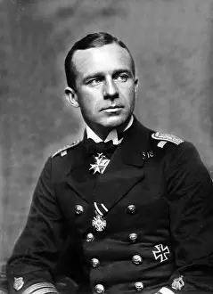 Lothar: Lothar von Arnauld de la Perriere