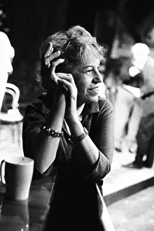 Chanteuse: Lotte Lenya - Austrian-American chanteuse