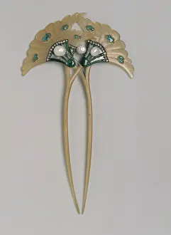 Pious: Lotus hairpin