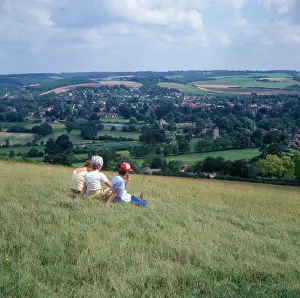 Alan Greeley Collection: Lough Down, Berkshire - overlooking the Thames Valley