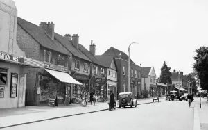 Loughton: Loughton, High Road 1948