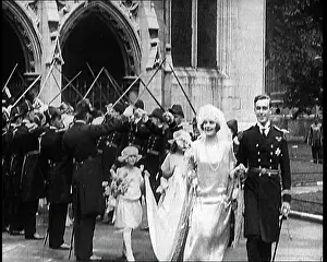 Edwina: Louis Mountbatten, 1st Earl Mountbatten, Outside