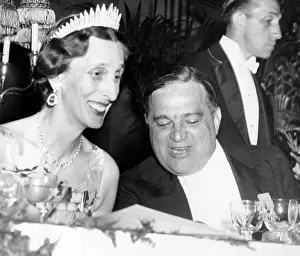 Gemahlin: Louise Bernadotte