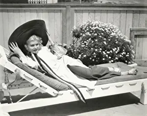 Recline: Lounge lizard -