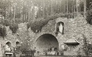 Bisamberg: Lourdes Grotto in Bisamberg