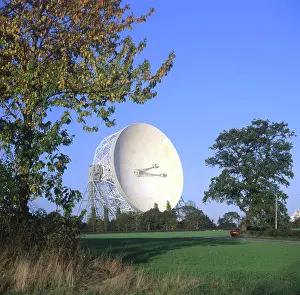 Dominates: LOVELL TELESCOPE