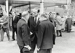 Figl: The Lower Austrian Governor Leopold Figl (left) with Man
