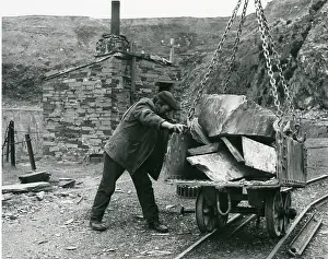 Lowering: Lowering a tram, Penyrorsedd Slate Quarry, North Wales