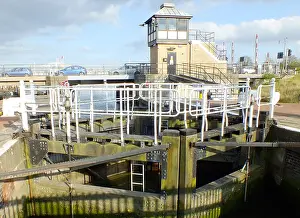 Minimise: Lowestoft Special Lock, Lowestoft, Suffolk