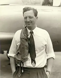 Lithgow: Lt Cdr Michael John Lithgow OBE 1920-1963