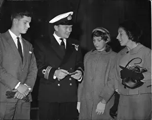 Gallantry: Lt Commander Messervy, RN, George Medal