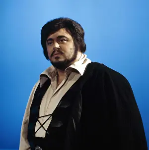 Luciano: LUCIANO PAVAROTTI