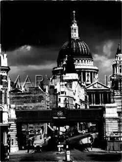 Routemaster: LUDGATE HILL/1940S