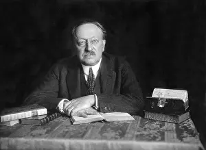 Actually: Ludwig Fulda, 1927