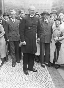Pastor: Ludwig Muller in front of the Berlin Cathedral, 1933