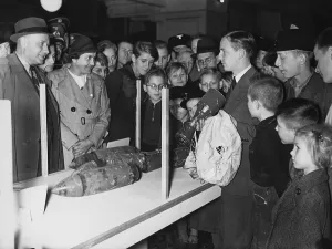 Braking: Luftwaffe exhibition in Berlin, 1940