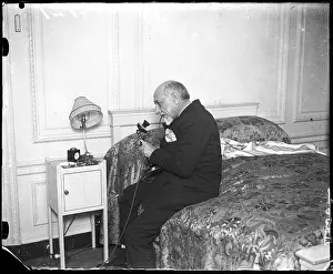 Pirandello: LUIGI PIRANDELLO