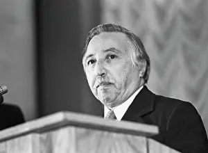 Alberto: Luis Corvalan, 1980
