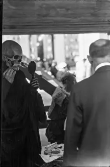 Domplatz: Luis Rainer as Death 1931