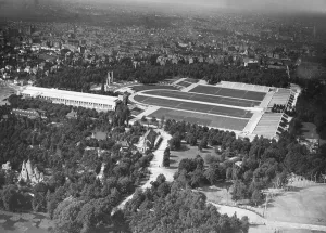 Tribune: The Luitpoldhalle and Luitpoldarena on the