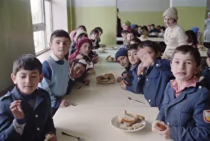 Azerbaijan: Lunch in Azerbaijan School