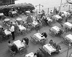 Zuzana: Lunch - restaurant - outdoor dining - coffee