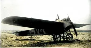 Forwd: L.V.G. EI (forward view, on the ground)