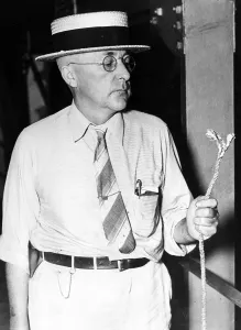 Sheriff: Lynch law in the USA, 1937