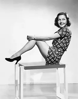 Bari: Lynn Bari, 1937