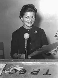 Katze: Lys Assia