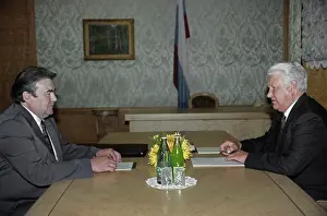 Moldova: M. Snegur visiting Russia