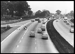 Motorways: M1 MOTORWAY