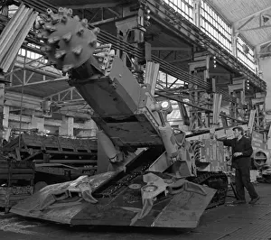 Mole: Machine-building plant