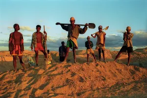 Ilakaka: Madagascar - Sapphire mining
