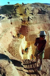 Ilakaka: Madagascar - Sapphire mining