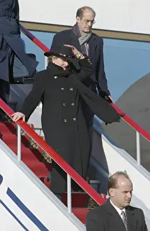 Madeleine: Madeleine Albright visit to Russia