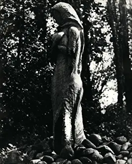 Rouse: Madonna and Child carved from tree trunk, Devon
