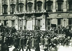 Cordoned: Madrid (April 14, 1931). Proclamation of the