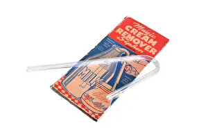 Milks: Magic cream remover siphon