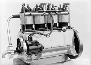 Magneto: Magneto side of the Wright four-cylinder motor used in 1911