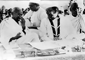 Passive: Mahatma Gandhi, 1938